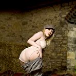 Fourth pic of Samantha Bentley, Satine Spark in Finger Licking Good 
