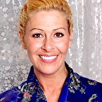 First pic of Bleached MILF with perfectly round breasts masturbating on camera - IamXXX.com