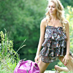 Second pic of Hayley Marie A Day In The Sun Girlfolio - Cherry Nudes