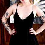 First pic of Claire Daze in Claire Daze in young and hairy