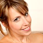 Fourth pic of Daphne Leggy Hot Housewife Stripping