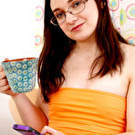 Fourth pic of Amy Faye in Amy Faye in young and hairy