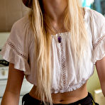 First pic of Lexi B in Meaty Lips by Abby Winters (16 photos) | Erotic Beauties