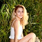 First pic of Davina C by the Lake