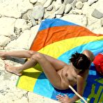 Second pic of Unknown Girl  - Body On The Beach Gallery - HQseek