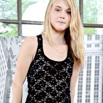 First pic of Hannah Horny Teenie