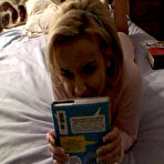 First pic of JizzGFs.com