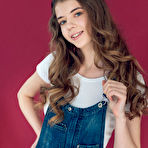 First pic of Overalls-wearing brunette gets completely naked after climbing the ladder - aMetart.com