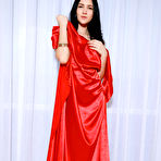 Fourth pic of Pale-skinned and raven-haired beauty hiding her naked bod under a blankie - aMetart.com