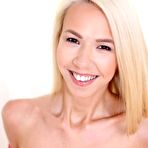 Second pic of Paris Devine Skinny Blonde Teen Model