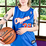 First pic of Claire Daze in Claire Daze in young and hairy