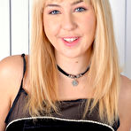 Fourth pic of Aali Rousseau in Aali Rousseau in young and hairy