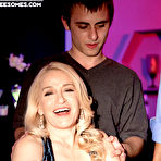 Second pic of MILF Bundle - Robin eats Honey Ray's creampie - Robin Pachino and Honey Ray (28:03 Min.)