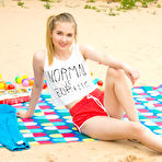 First pic of Naked Girl Pussy - Nude Teen Galleries, Lesbian Teen Pics