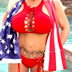First pic of Blonde Busty American Chick  
