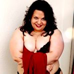Second pic of Chubby Loving - Brunette Fat Mature Getting Naked
