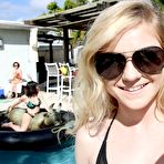 First pic of Wet hot American spring break with BFFs