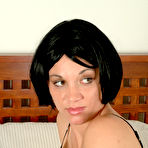 Fourth pic of Ree in Ree in masturbation