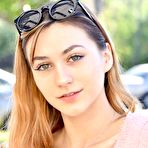 First pic of FTV Hana Takes off her Jeans