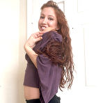 Fourth pic of Celina in Celina in masturbation
