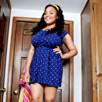 First pic of Leilani Rae in Leilani Rae in black women