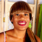 First pic of Samathia  in Samathia  in black women