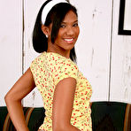 Fourth pic of Emy Reyes in Emy Reyes in black women