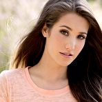 First pic of DDGBabes.net: Look at Eva Lovia - Digital Desire