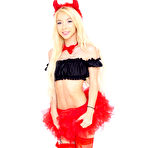 First pic of Kenzie Reeves and Chloe Cherry - Facial Kings