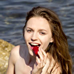 First pic of Sofi Shane Wet Babe in the Sun
