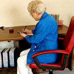 First pic of [All Over 30] Secretary Mimi breaks from steno to spread her legs - IWantMature.com