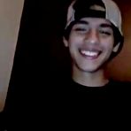 Second pic of Caiu na net Ricardinho novinho do Rio De janeiro - RJ se Masturbando Na Webcam - Cnn Amador