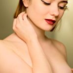 First pic of Akari Y Sitting Naked