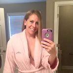 First pic of WifeBucket | Nude wives over 40, real MILF sluts, even swingers!