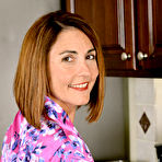 First pic of Carissa Dumonde Hot Milf in the Kitchen