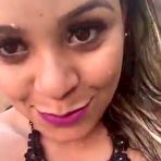 Fourth pic of Nua loira se refresca na banheira toda sorridente - Cnn Amador