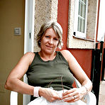 Fourth pic of UK Amateur Mature Milf - 16 Pics - xHamster.com
