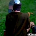 Second pic of Pornhub irado cavaleiro comendo a princesinha do Rei - Cnn Amador