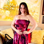 First pic of [Mature NL] Naughty housewife getting wet and wild - IWantMature.com