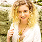 First pic of Hetie Taylor Lost in the Woods