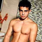 Fourth pic of Chulos desnudos pollones empalmados. Galerias de fotos desnudos. Videos 
xxx parejas follando