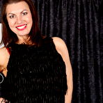 First pic of This British MILF loves to play alone