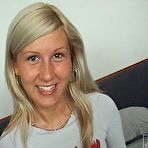 Second pic of Jenny Sanders: Jenny Sanders strips her clothes... - Babes and Pornstars
