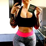 First pic of cleavage