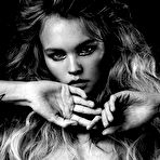 Third pic of Anastasiya Scheglova pussy exposed