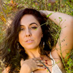 Third pic of New Nikki Silver!