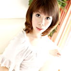 First pic of Sexy gal Sakura Aragaki shows off with joy