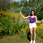 First pic of BUBBLY BEAUTY with Vanna Bardot - ALS Scan