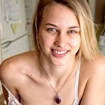 Second pic of Lexi Green Eyed Beauty Abby Winters - Cherry Nudes