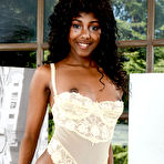 First pic of Daizy Cooper in Daizy Cooper in black women